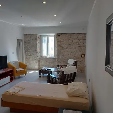 Апартаменты Irma