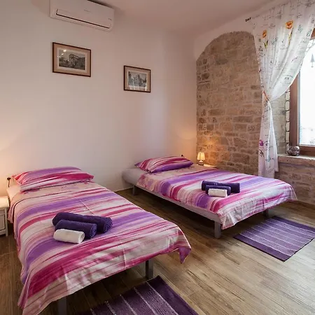 Irma Forum Appartement Pula