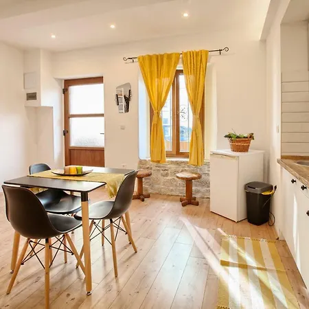 Irma Apartament *