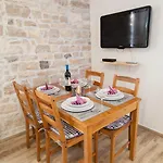 Apartament Irma *