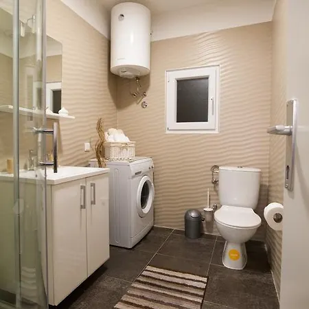 Irma Forum Apartments *